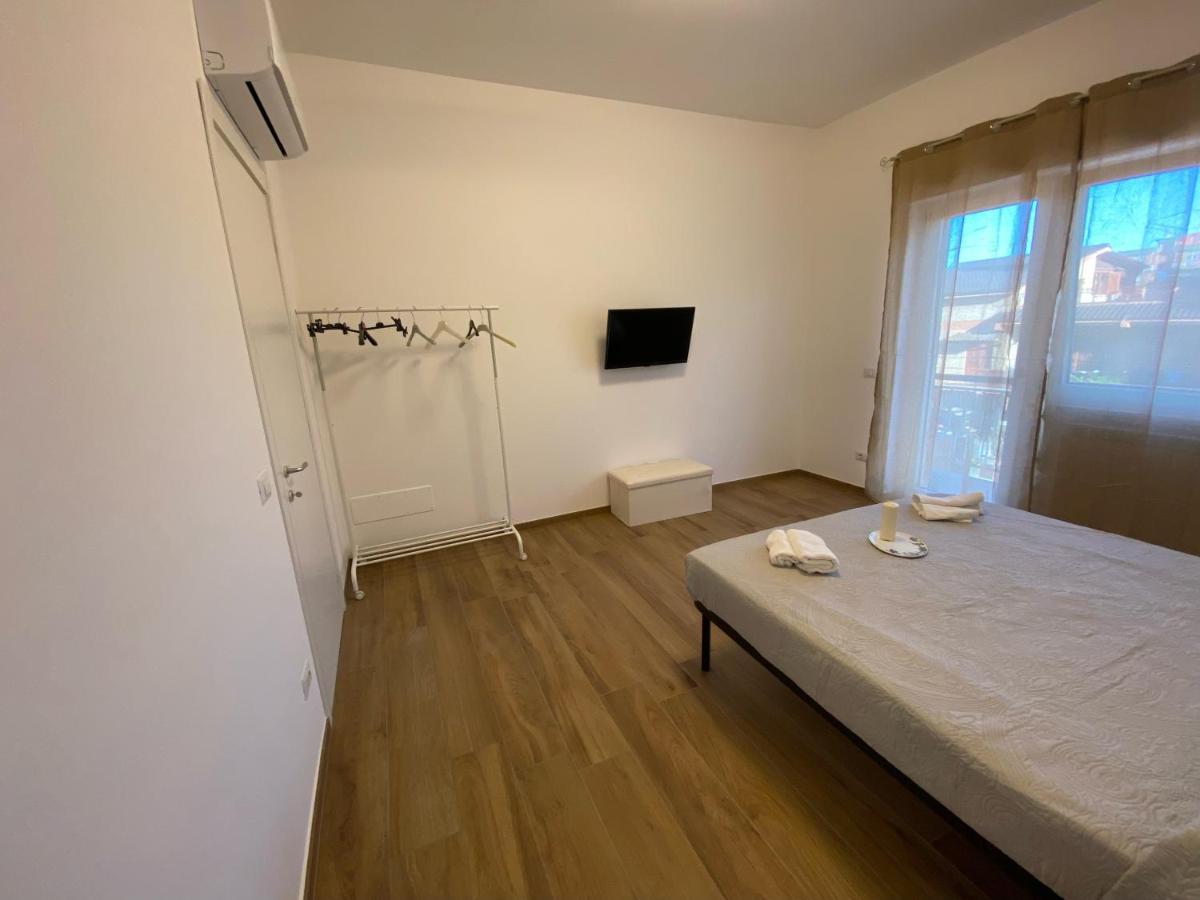 Appartement Viriamo House Roma à Acilia Extérieur photo