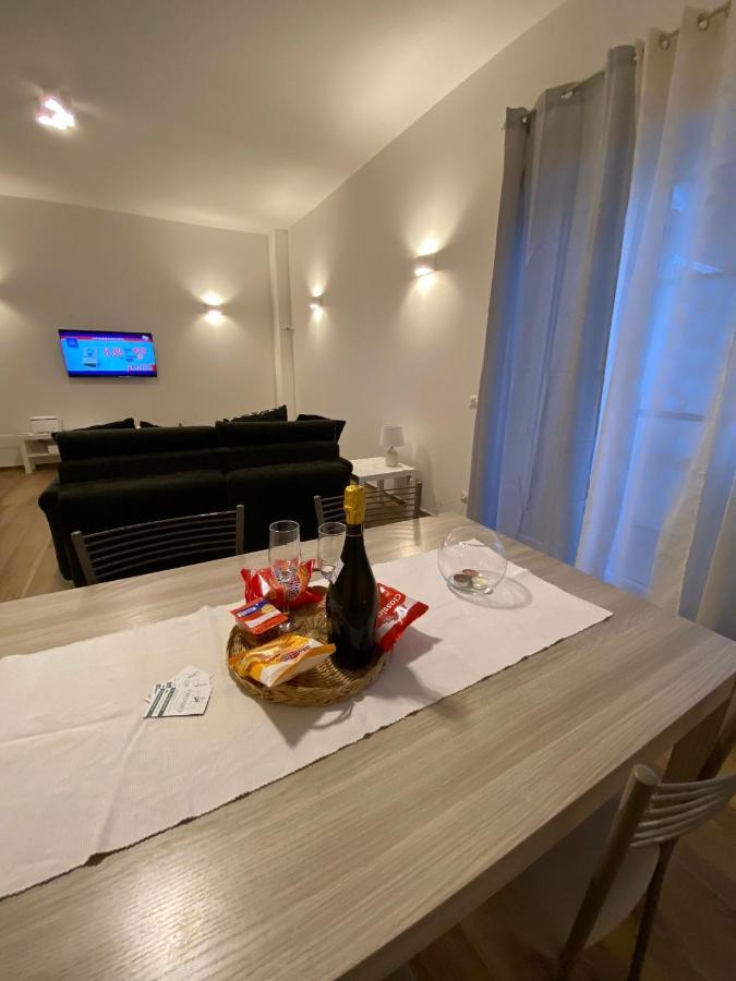 Appartement Viriamo House Roma à Acilia Extérieur photo