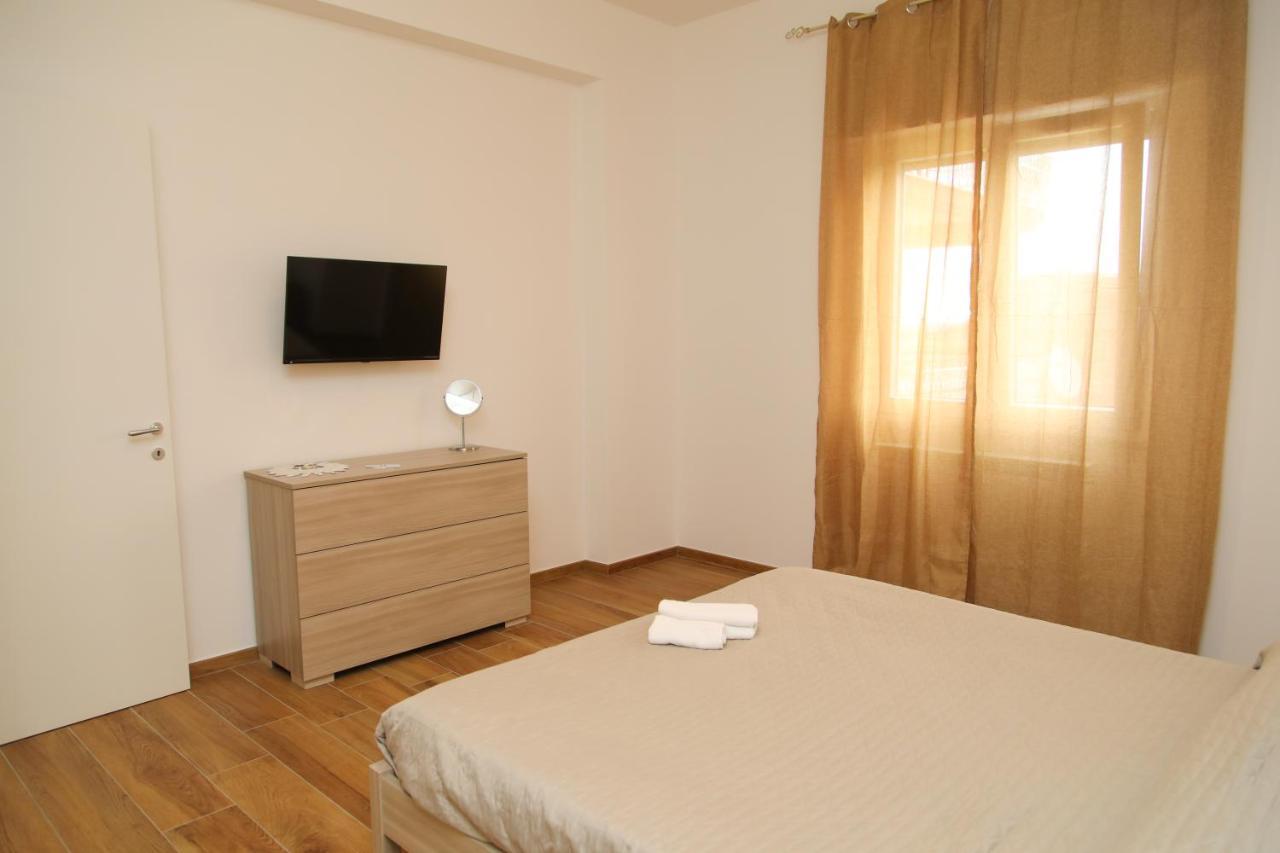 Appartement Viriamo House Roma à Acilia Extérieur photo